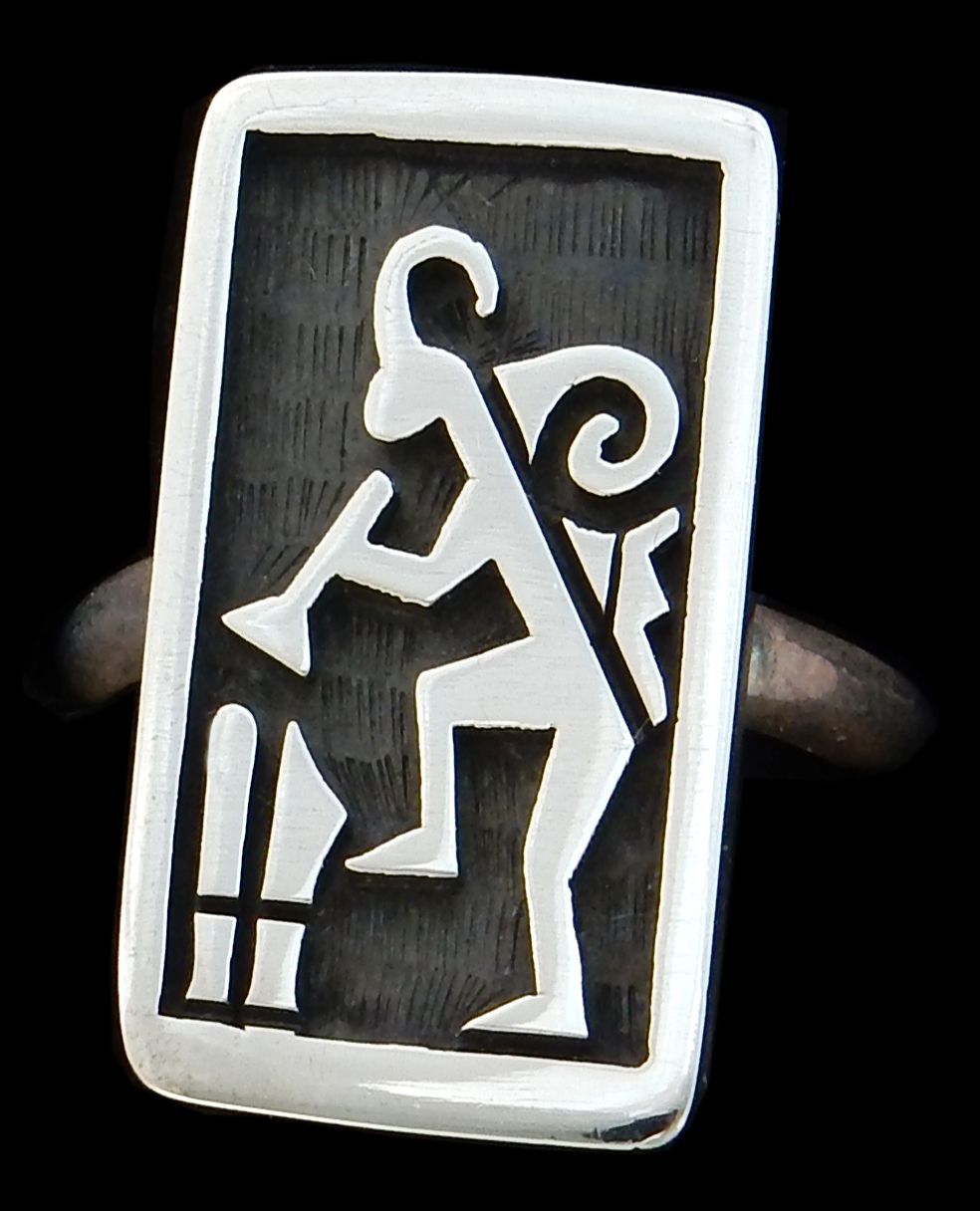 Flute Priest Fashion Ring Size 7