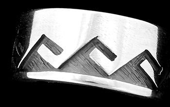 Classic Wave Design Size 7 1/2 Ring
