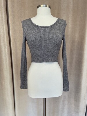 T31199 ribbed knit l/s scoop neck crop top
