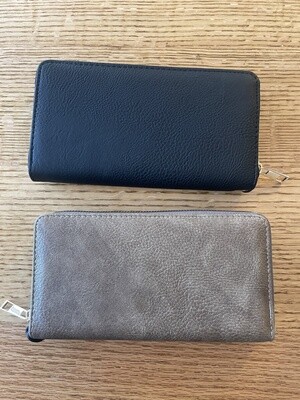 single zipper wallet w/ removable strap
