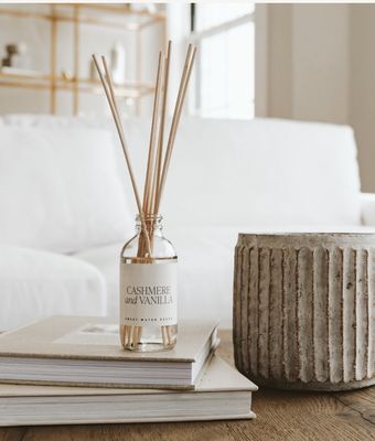 Sweet Water decorative reed diffuser r132a