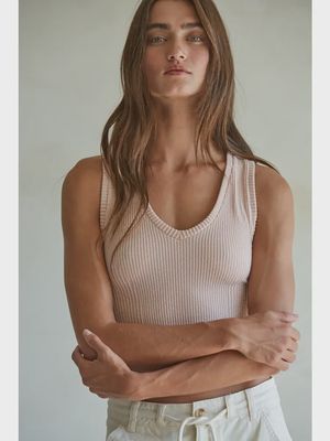 seamless knit ribbed vneck tank top by together s1233n