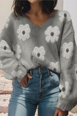 V neck daisy textured sweater