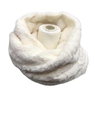 House of Smits Colshawl fake fur offwhite e-1245 House of Smits Colshawl fake fur offwhite e-1245