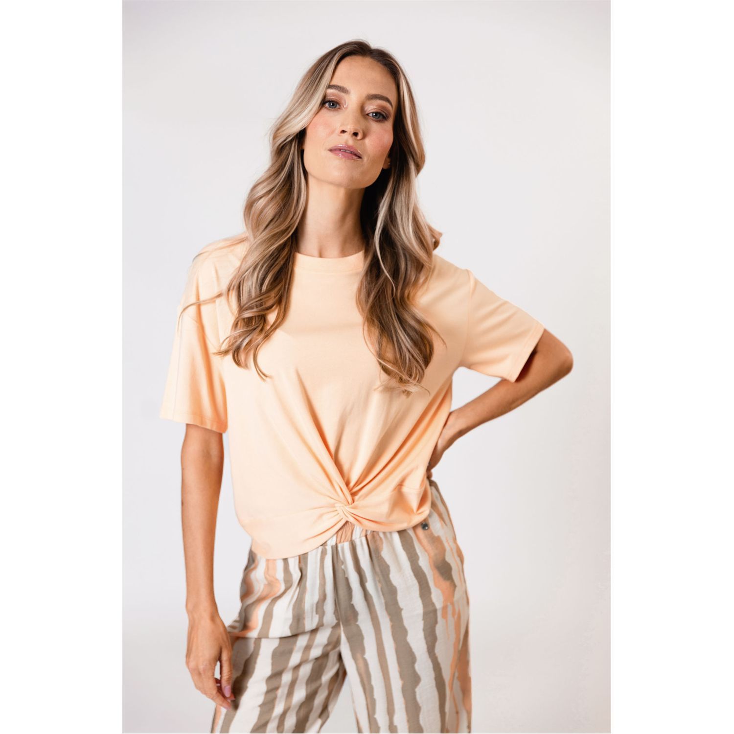 Poools T-shirt knoop perzik 513227