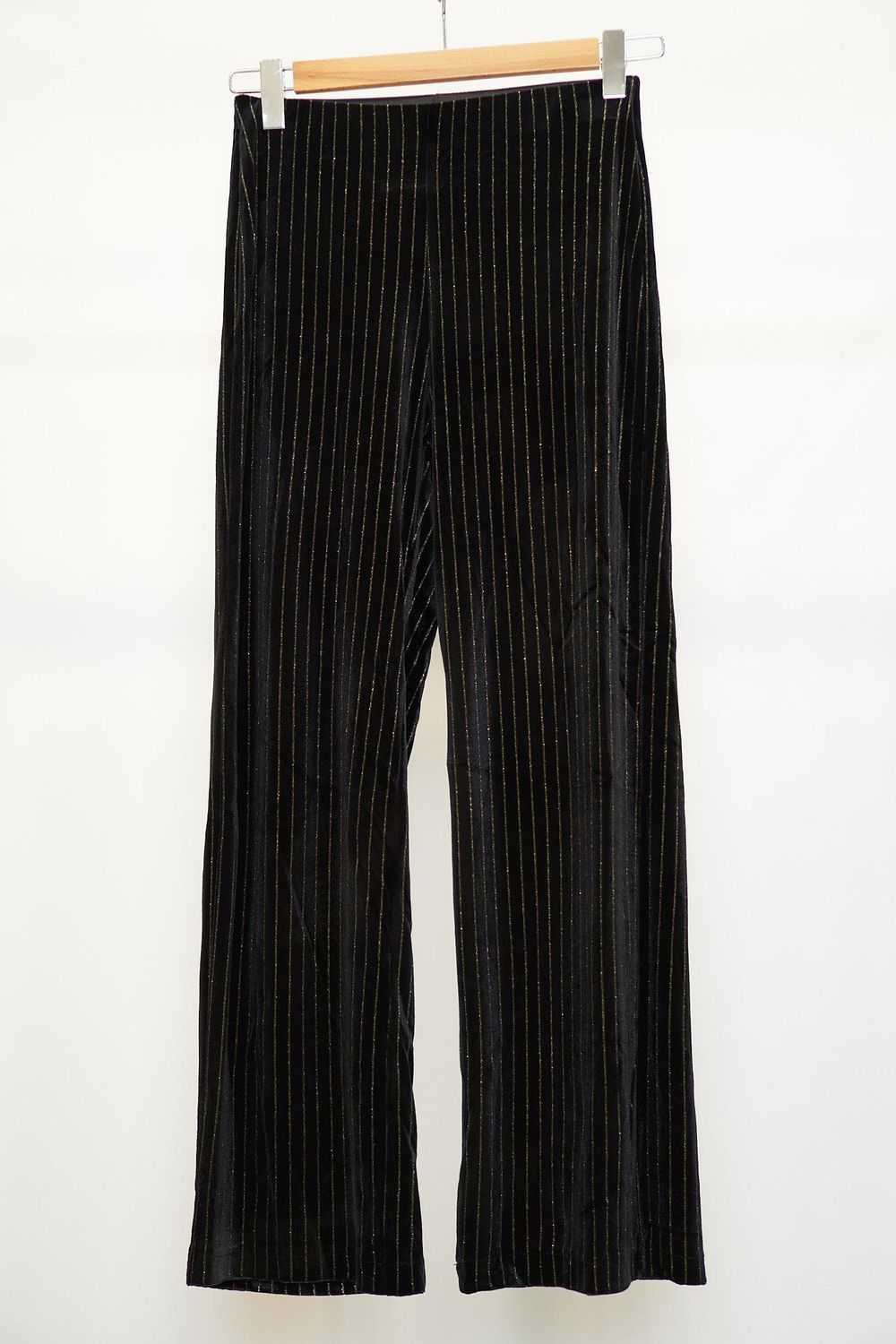 House of Smits Broek flare velours streep Zwart efl12466 House of Smits Broek flare velours streep Zwart efl12466