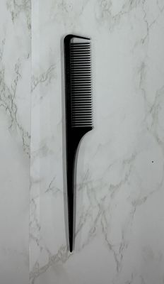 RED BY KISS RATTAIL: BLACK RED BY KISS RATTAIL: BLACK