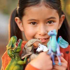 Figurines