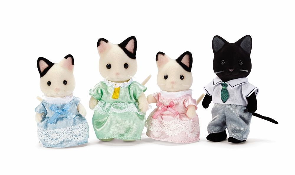 Calico Critters - Tuxedo Cat Family