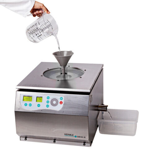 FILTRATION CENTRIFUGE