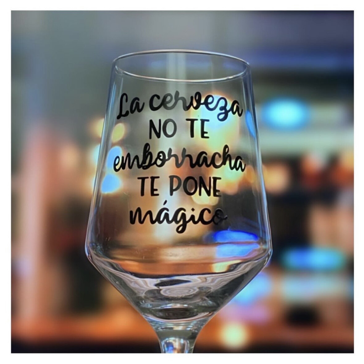 La cerveza no te emborracha, te pone mágico