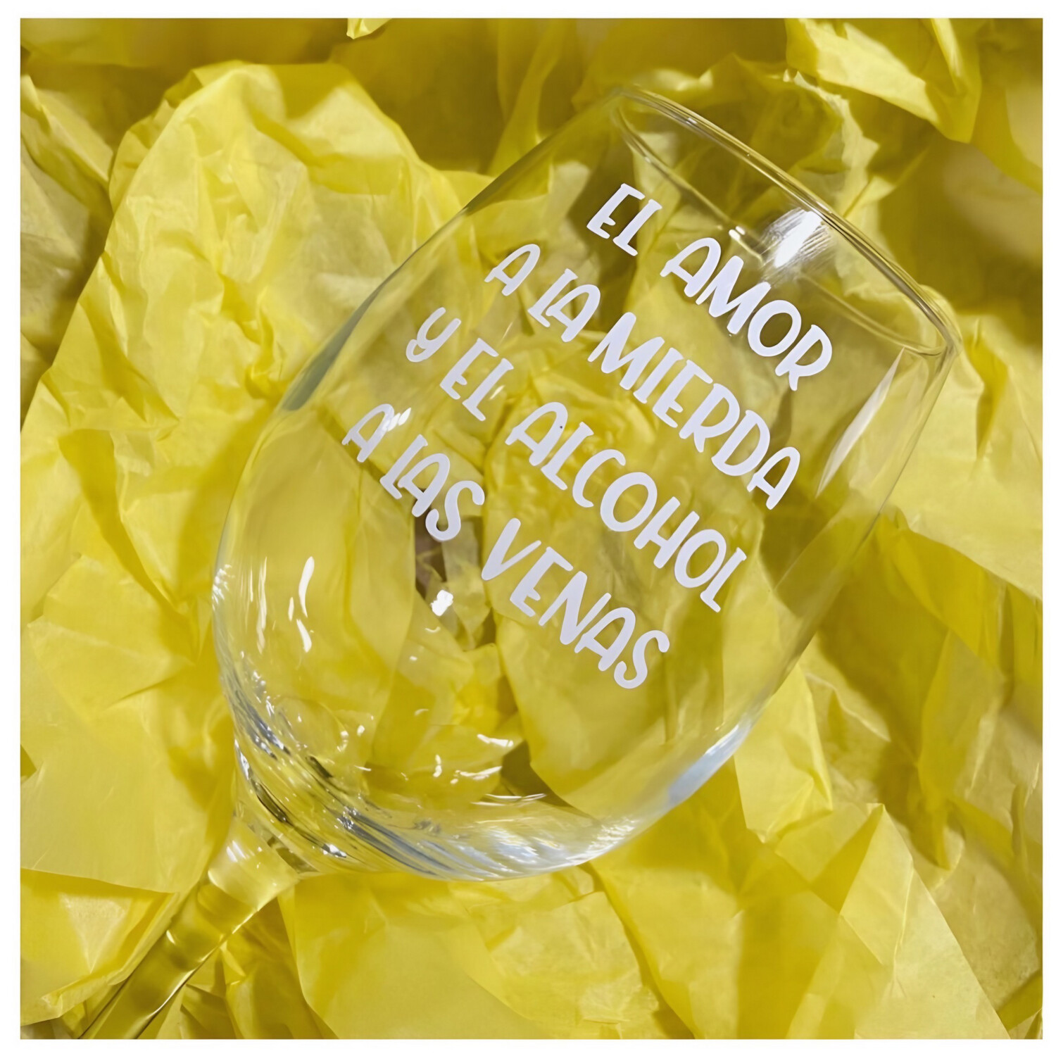 El amor a la mierda y el alcohol a las venas