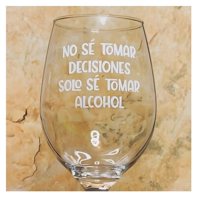 No sé tomar decisiones, solo sé tomar alcohol
