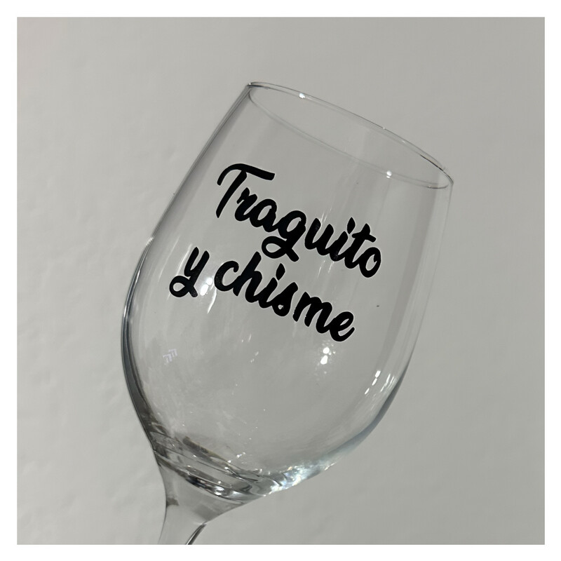 Traguito y chisme