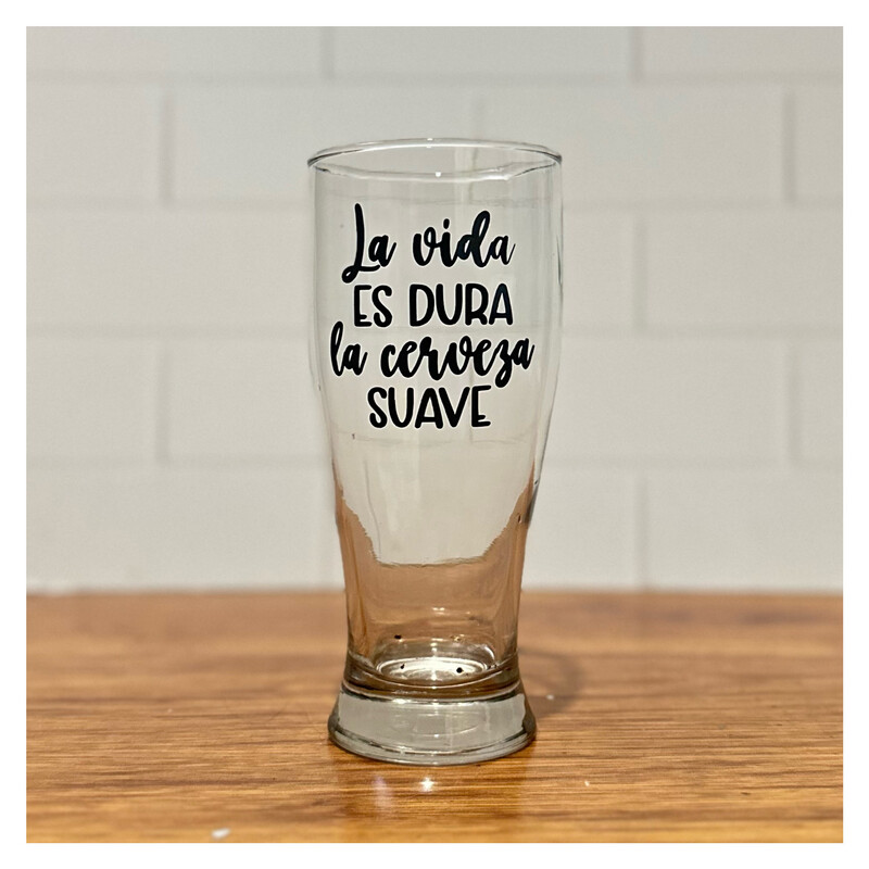 La vida es dura, la cerveza suave