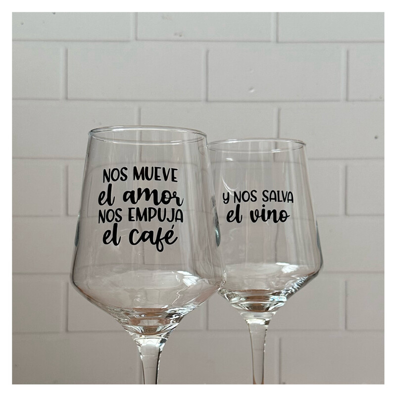 Nos mueve el amor, nos empuja el café y nos salva el vino