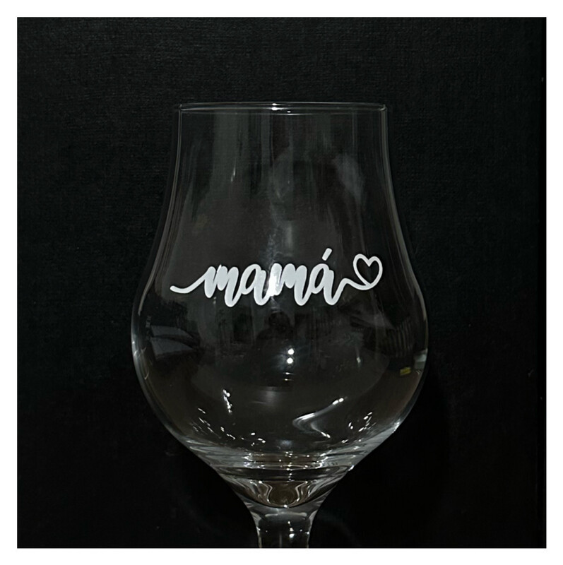 Mamá