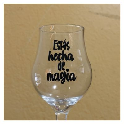 Estás hecha de magia