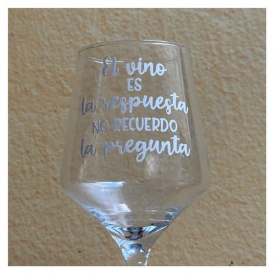 El vino es la respuesta, no recuerdo la pregunta