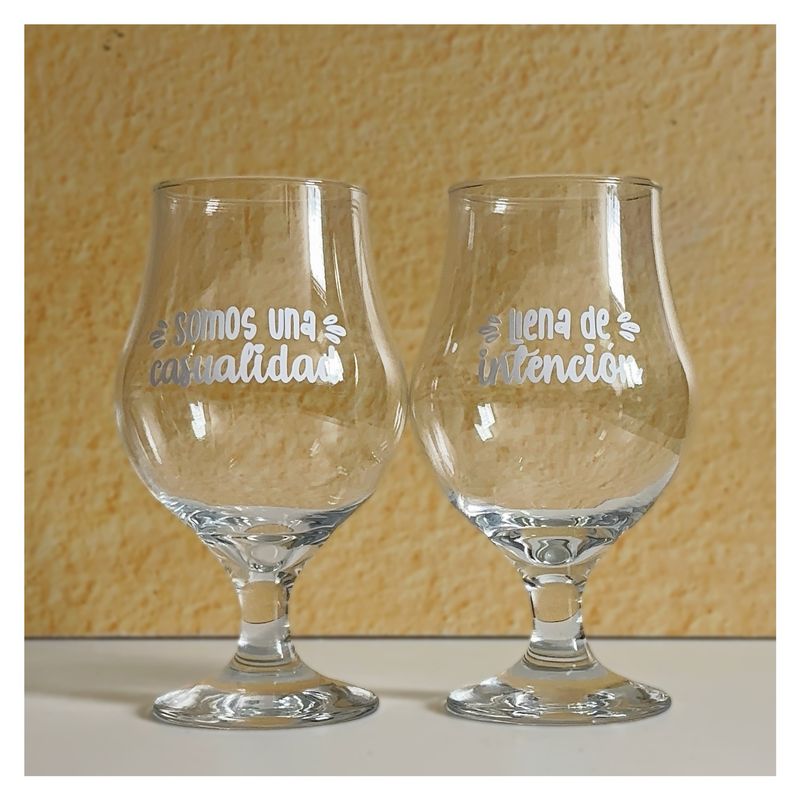 Set Somos una casualidad llena de intención