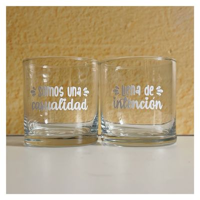 Set Somos una casualidad llena de intención