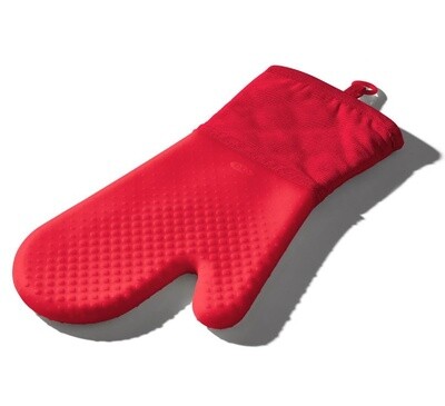 OXO Good Grips Silicone Oven Mitt Red