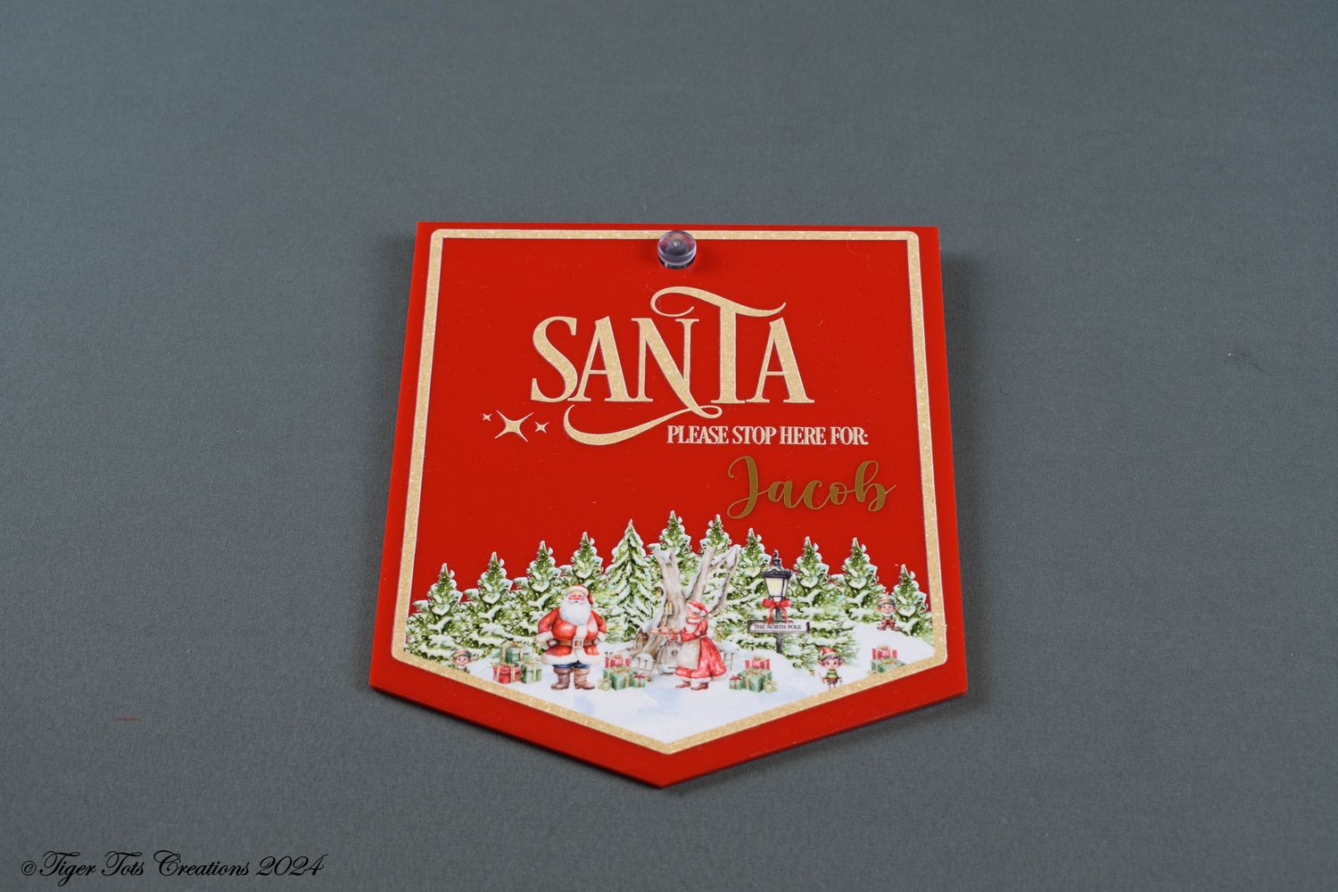 Santa Stop Here Sign | Santa Stop Here | Children&#39;s Christmas Decoration | Hanging Santa Sign
