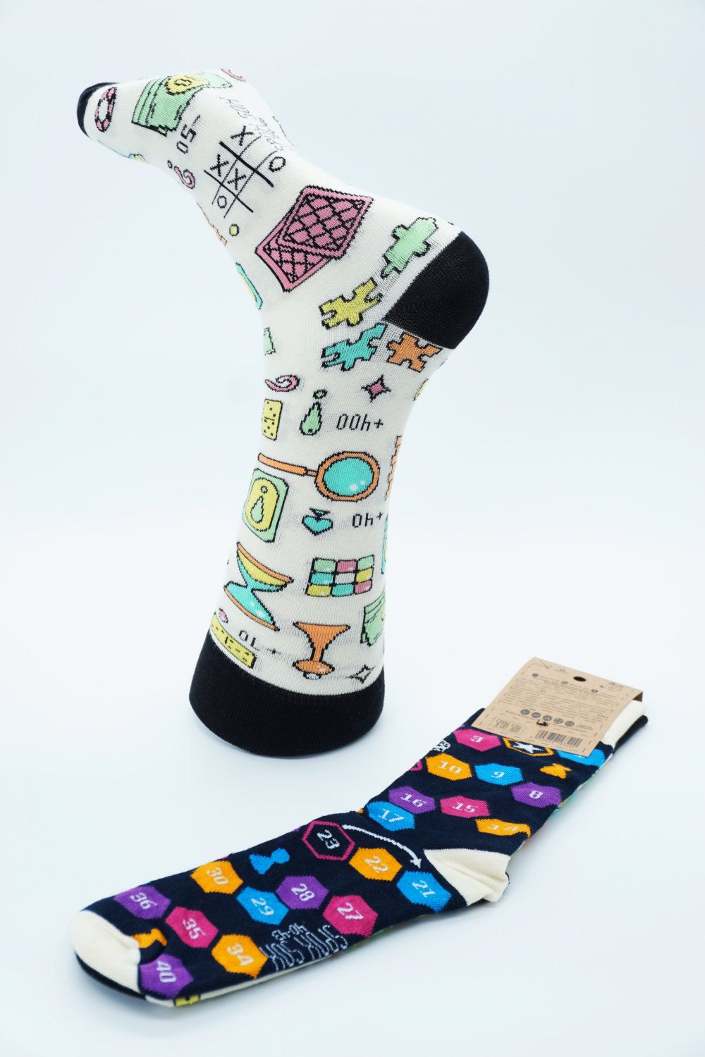 Unisex-Socken Gambling, bunt weiß dunkel - Pride-Fashion - 2er-Pack