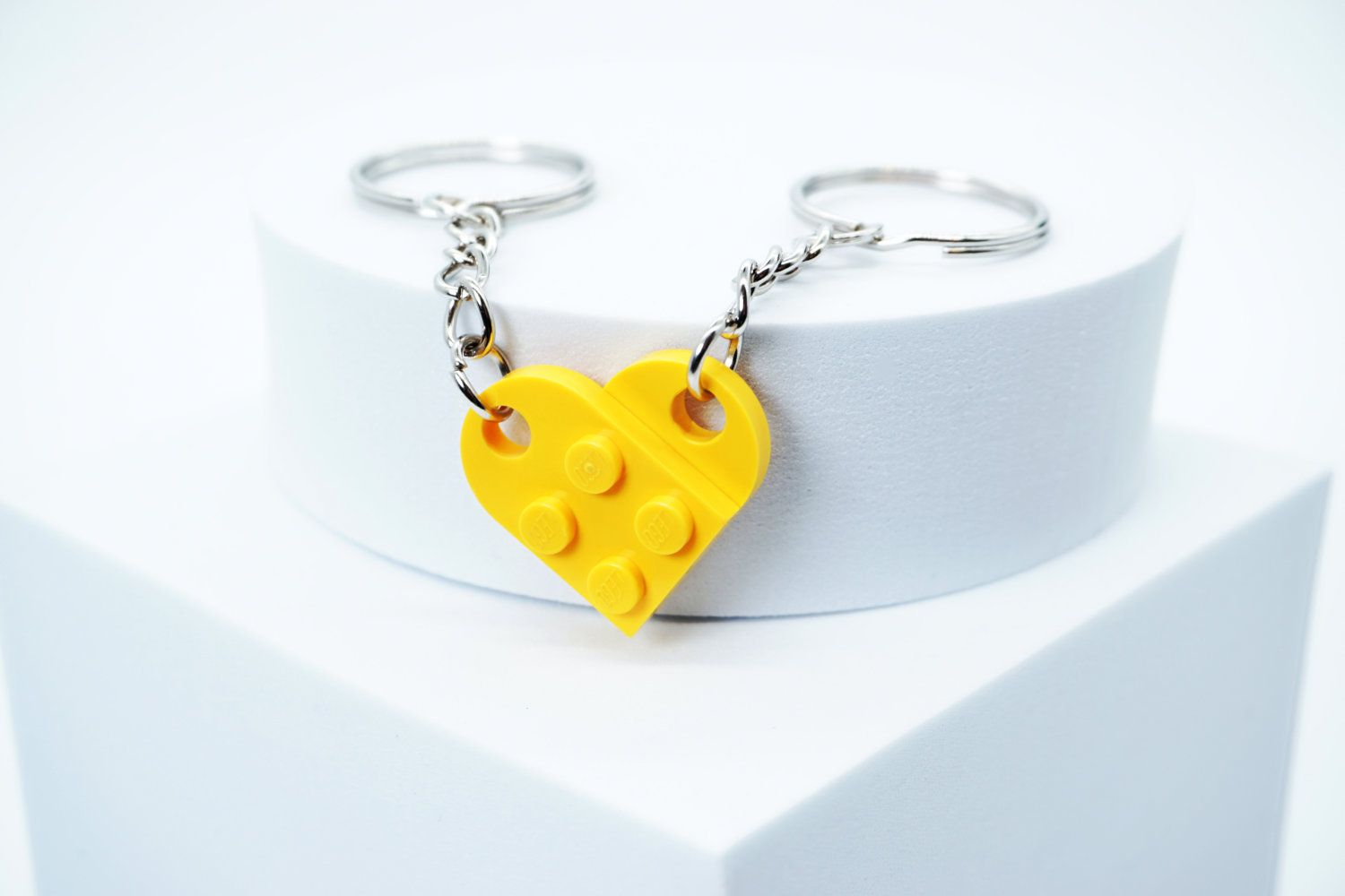 Schlüsselanhänger - Herz gefertigt aus LEGO® Steinen - Handmade -  Bright Yellow - Pride Accessoire