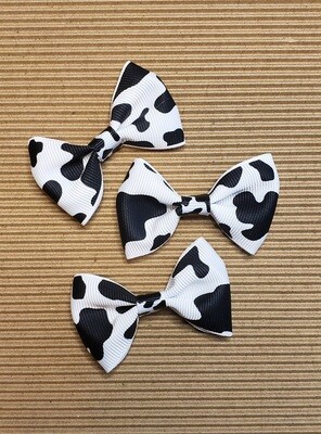 Black &amp; White Cow Print Freshy Bow/Craft Bow