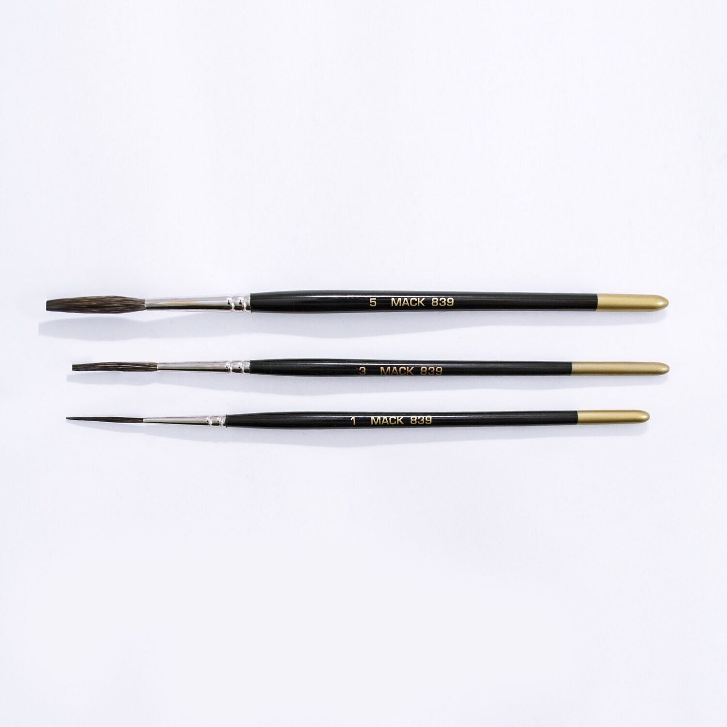 Outliner Series 839