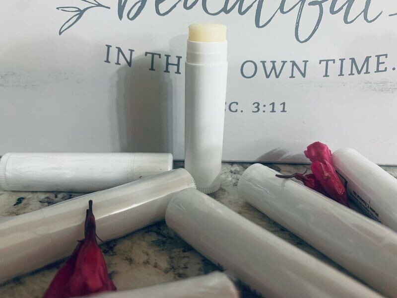 NATURAL LIP BALM