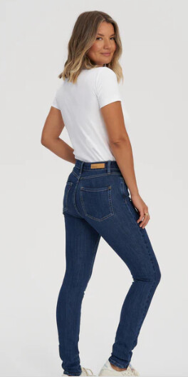 YOGA JEANS RACHEL SKINNY CLASSIC RISE 1582