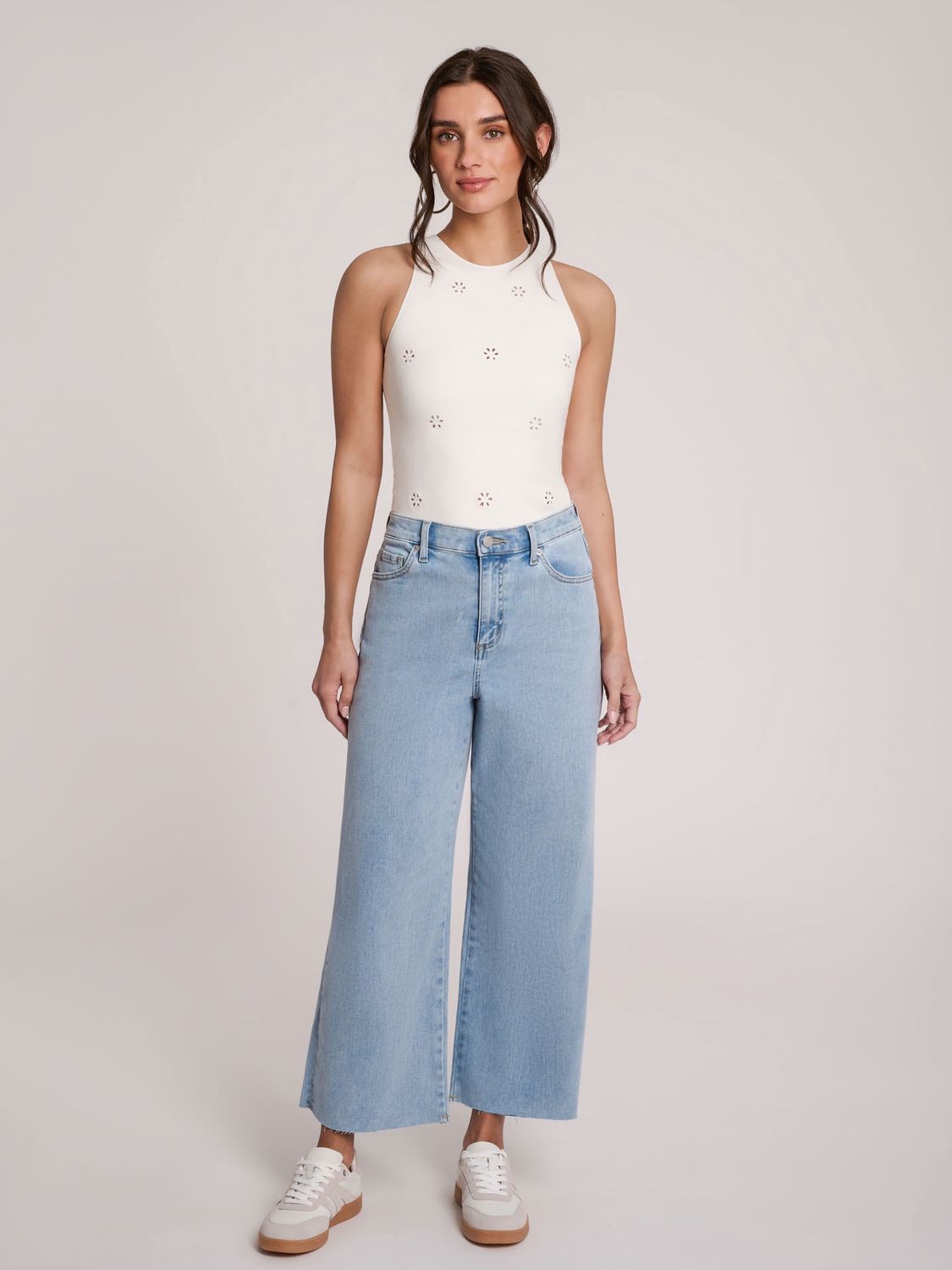 YOGA JEANS Lily Cropped Wide Leg 2757