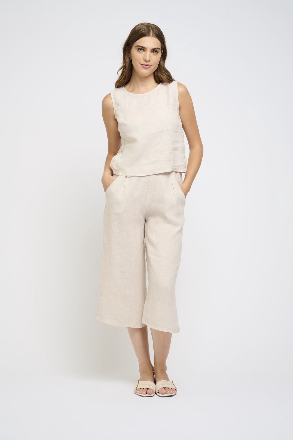 PISTACHE Linen Top with Button sides R-0309