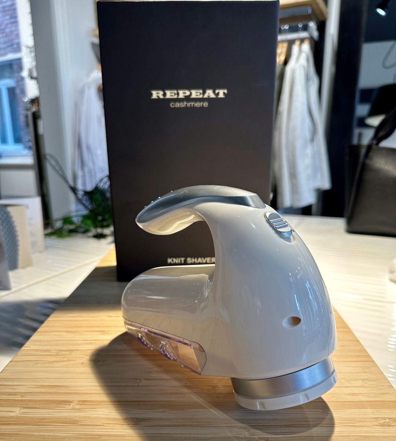 REPEAT Rasoir électrique Lainage