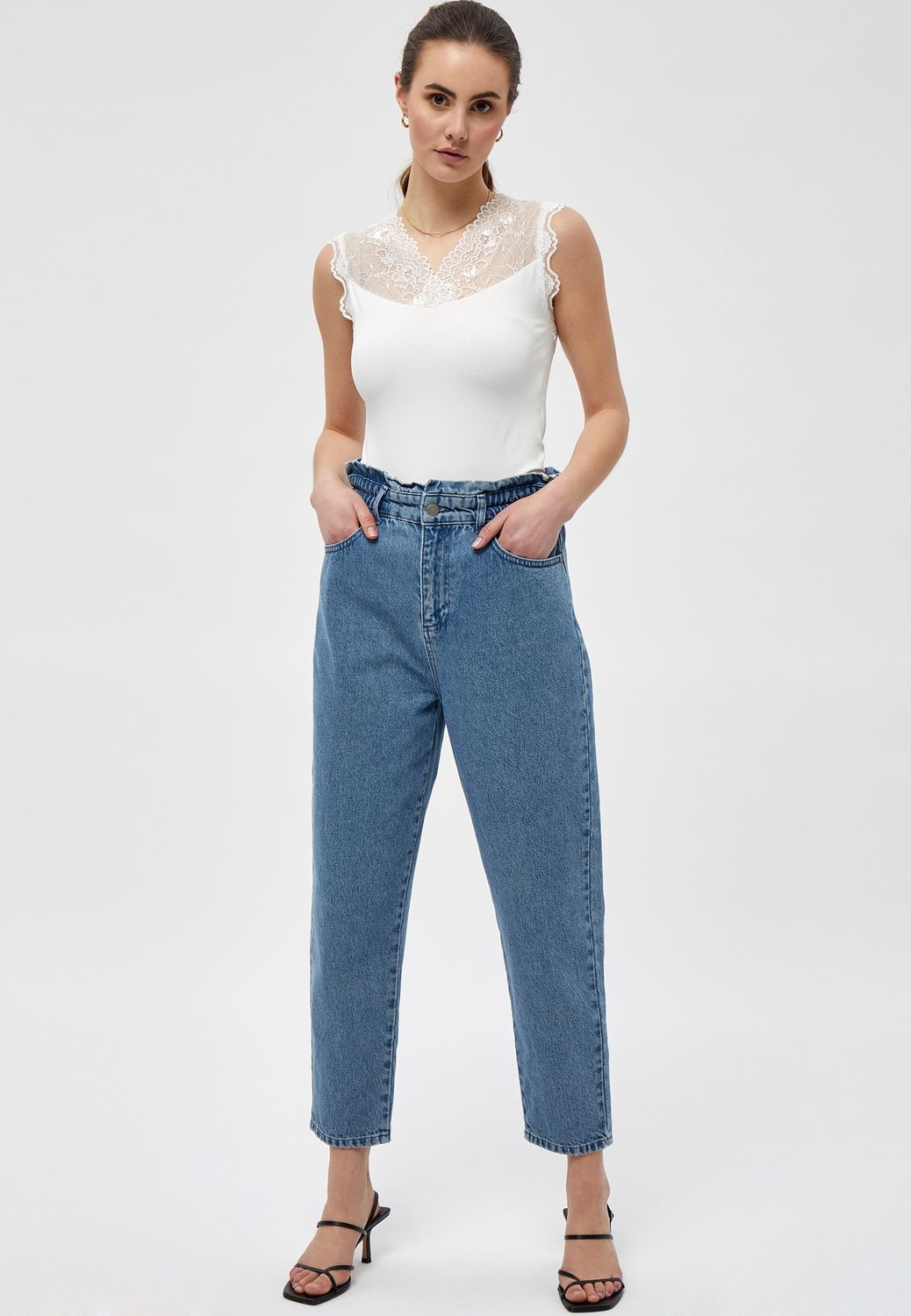 MINUS Vanessa Lace Top MI1601