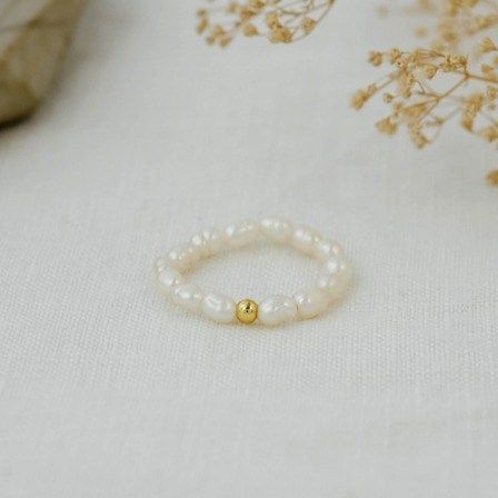 GLEE JEWELRY Sweet N Simple Ring – White Pearl, Material: Or / Gold