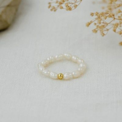 GLEE JEWELRY Sweet N Simple Ring – White Pearl