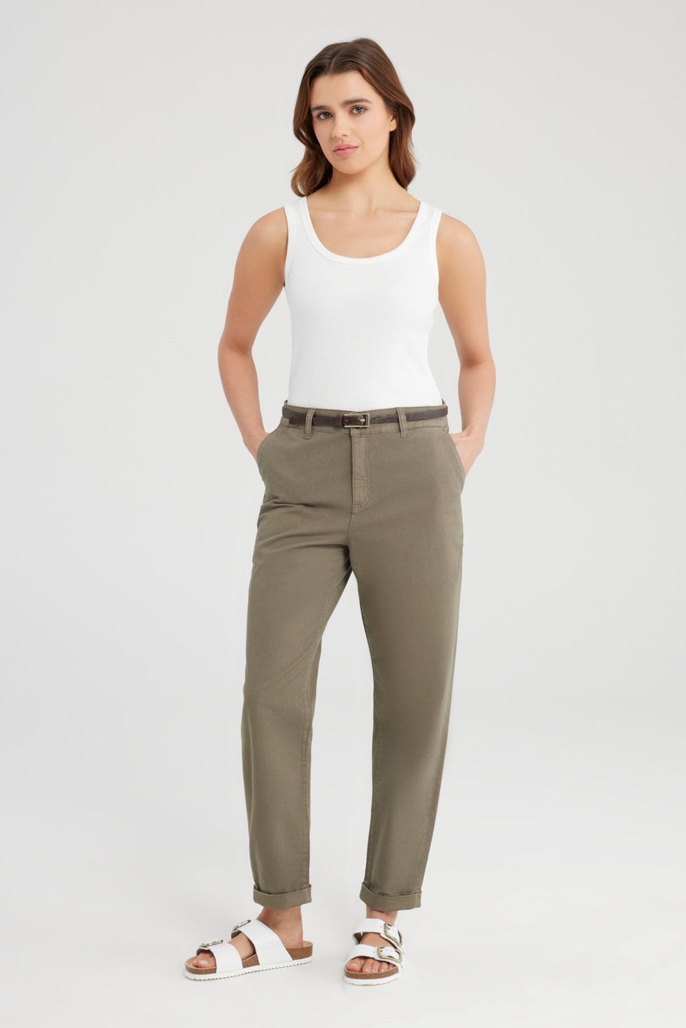COJ Mid-Waist Balloon Twill Pants Ruth