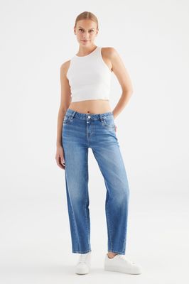 COJ Beth Mid-Waist Balloon Jeans COJ Beth Mid-Waist Balloon Jeans