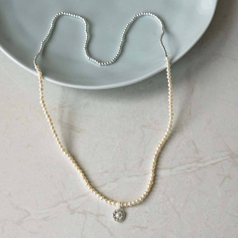 GLEE Bloom Loop Convertible Freshwater Pearl Necklace