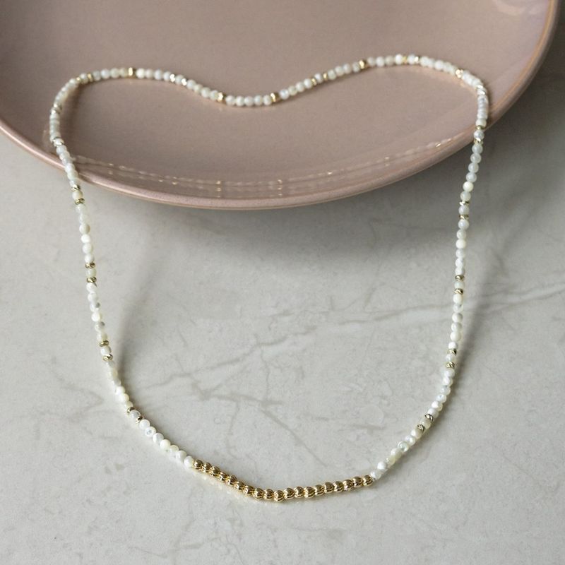 GLEE Circuit Loop Convertible Mother-of-Pearl Necklace