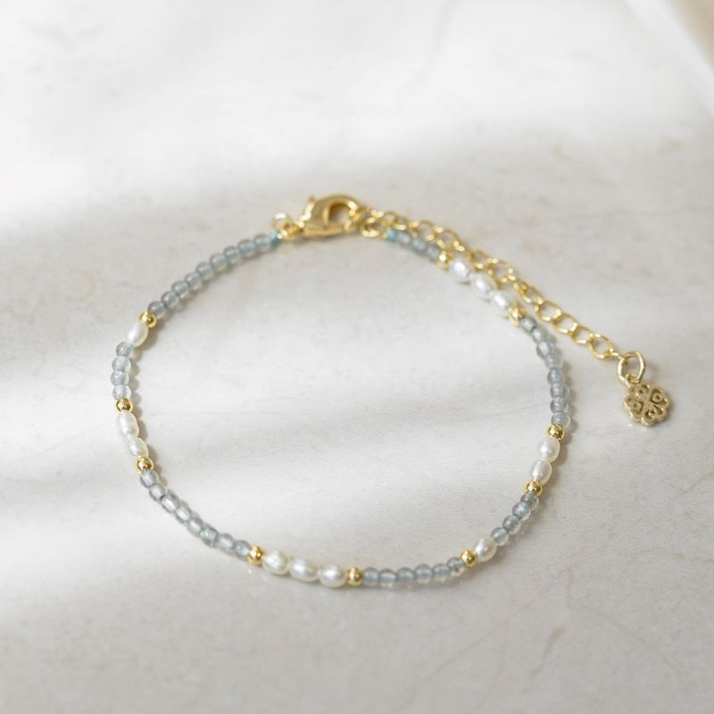 GLEE Mira Bracelet – Labradorite &amp; Pearl