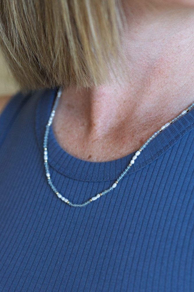 GLEE Mira Necklace – Labradorite &amp; Pearl