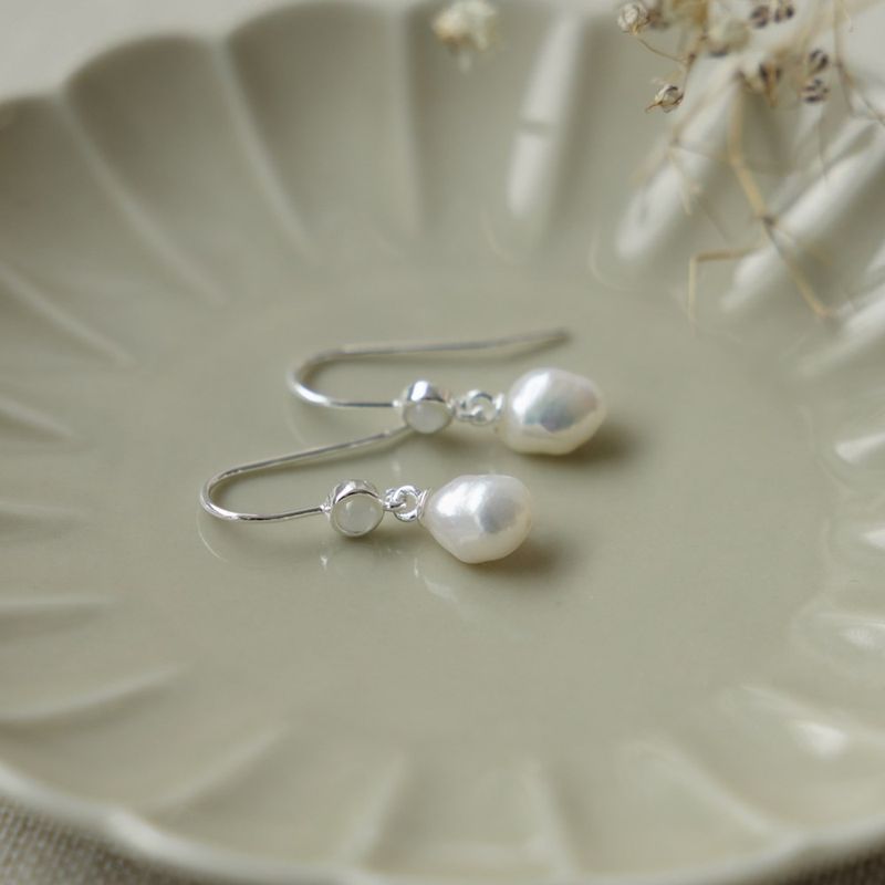 GLEE Juliet Pearl &amp; Moonstone Earrings