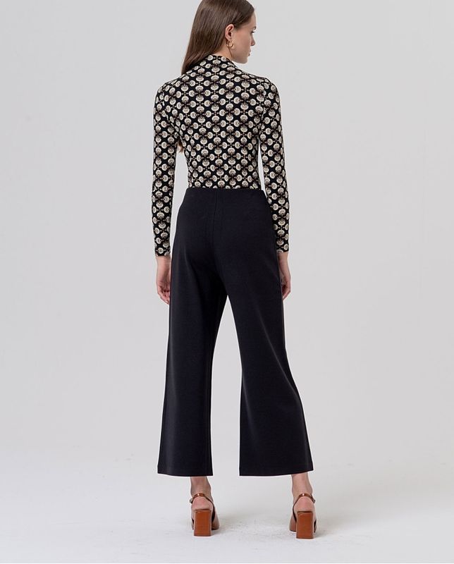 SURKANA Wide-leg knit ankle trousers 556BAXY512