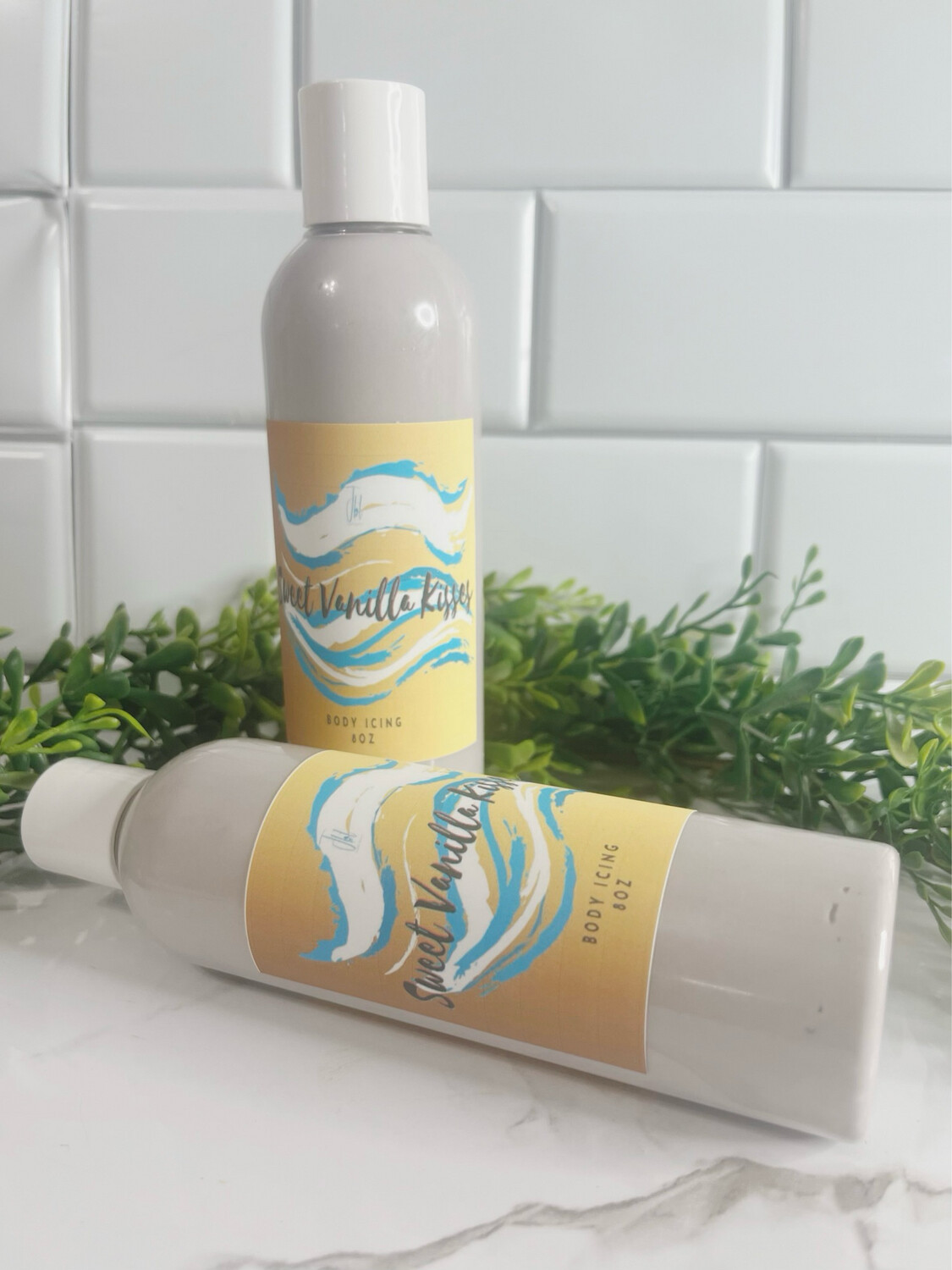 Sweet Vanilla Kisses Body Icing