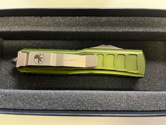 Microtech UTX-85 II S/E OD Green - Like New