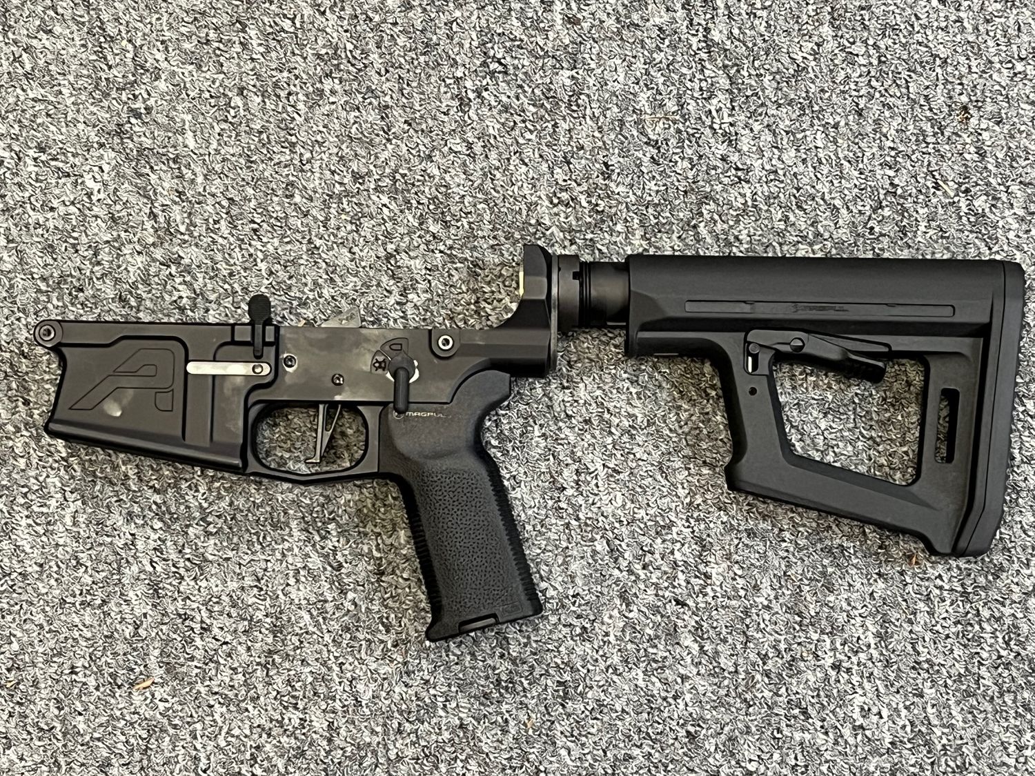 NEW Aero M5 Complete Lower, 08/01, MA OKAY